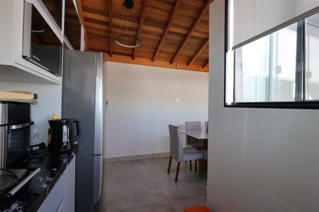 Apartamento à venda com 100m², 2 quartos e 1 vagaCozinha