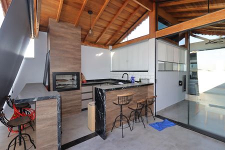 Apartamento à venda com 100m², 2 quartos e 1 vagaÁrea Gourmet