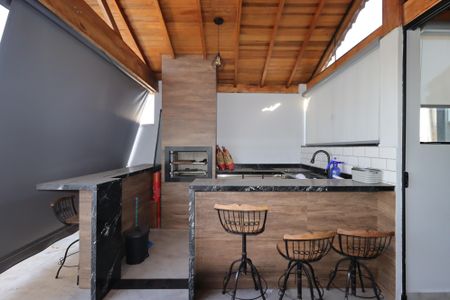 Apartamento à venda com 100m², 2 quartos e 1 vagaÁrea Gourmet