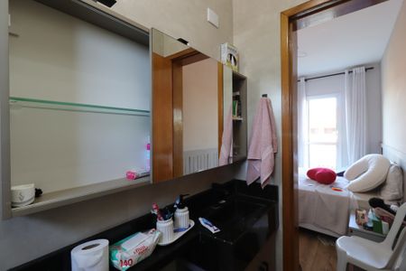 Apartamento à venda com 100m², 2 quartos e 1 vagaBanheiro da Suíte