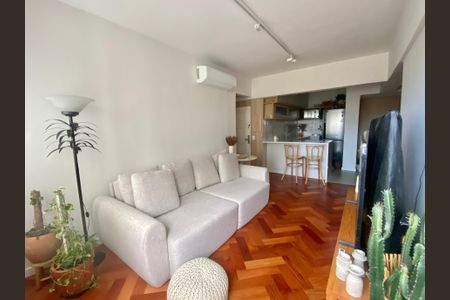 Apartamento para alugar com 70m², 2 quartos e 1 vaga Apartamento para alugar com 70m², 2 quartos e 1 vagaSala