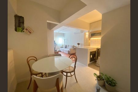 Apartamento para alugar com 70m², 2 quartos e 1 vaga Apartamento para alugar com 70m², 2 quartos e 1 vagaCozinha