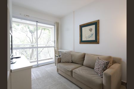 Sala de kitnet/studio para alugar com 1 quarto, 33m² em Panamby, São Paulo