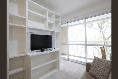 Sala de kitnet/studio para alugar com 1 quarto, 33m² em Panamby, São Paulo