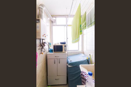 Apartamento à venda com 58m², 2 quartos e 1 vaga Apartamento à venda com 58m², 2 quartos e 1 vagaÁrea de Serviço