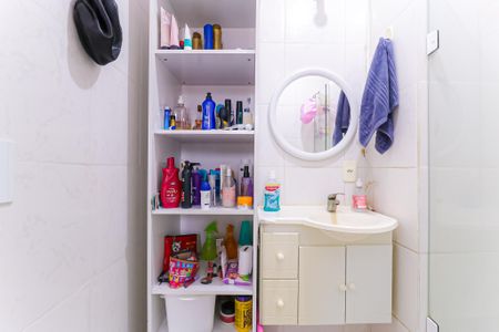 Apartamento à venda com 58m², 2 quartos e 1 vaga Apartamento à venda com 58m², 2 quartos e 1 vagaBanheiro da Suíte