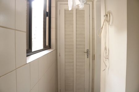 Apartamento à venda com 190m², 2 quartos e 1 vagaÁrea de Serviço