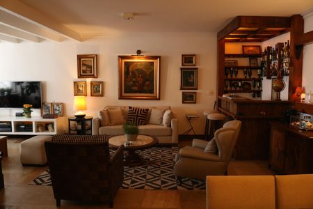 Sala de apartamento à venda com 2 quartos, 190m² em Perdizes, São Paulo