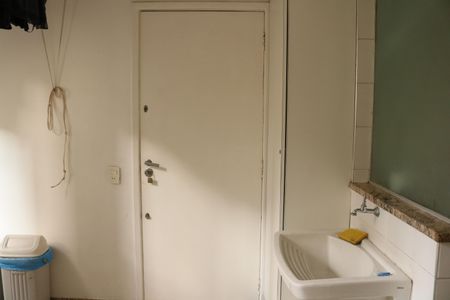 Apartamento à venda com 190m², 2 quartos e 1 vagaÁrea de Serviço