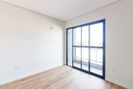 Casa à venda com 215m², 3 quartos e 6 vagas Casa à venda com 215m², 3 quartos e 6 vagasSuíte