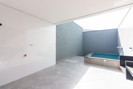 Casa à venda com 215m², 3 quartos e 6 vagas Casa à venda com 215m², 3 quartos e 6 vagasÁrea Gourmet