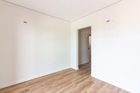 Casa à venda com 215m², 3 quartos e 6 vagas Casa à venda com 215m², 3 quartos e 6 vagasSuíte