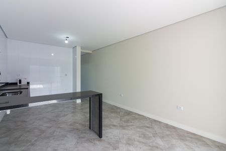 Casa à venda com 215m², 3 quartos e 6 vagas Casa à venda com 215m², 3 quartos e 6 vagasCozinha