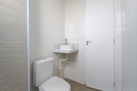 Apartamento à venda com 64m², 2 quartos e 2 vagasBanheiro da Suíte