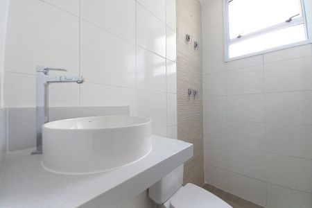 Apartamento à venda com 64m², 2 quartos e 2 vagasBanheiro
