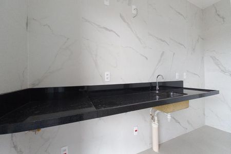 Apartamento à venda com 64m², 2 quartos e 2 vagasCozinha