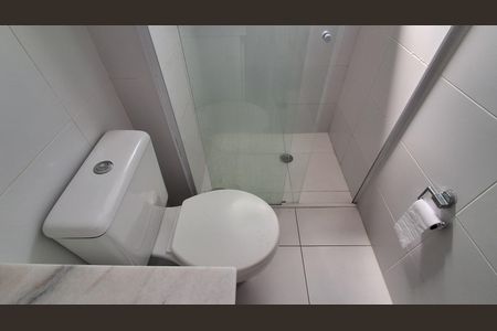 Apartamento à venda com 87m², 3 quartos e 2 vagas Apartamento à venda com 87m², 3 quartos e 2 vagasBanheiro Social