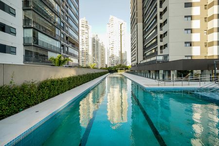 Apartamento à venda com 165m², 4 quartos e 3 vagasPisicna adulto