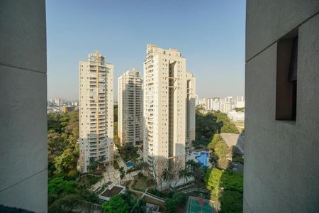 Apartamento à venda com 165m², 4 quartos e 3 vagasVista do quarto 02