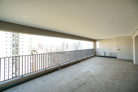 Apartamento à venda com 165m², 4 quartos e 3 vagasVaranda