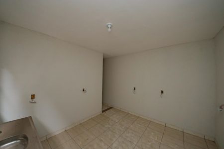 Sala/Cozinha de casa para alugar com 2 quartos, 85m² em Jardim Guairaca, São Paulo