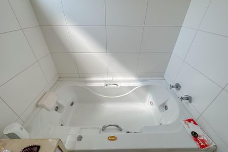 Apartamento à venda com 247m², 4 quartos e 4 vagas Apartamento à venda com 247m², 4 quartos e 4 vagasBanheiro da Suíte Master