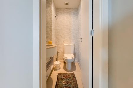 Apartamento à venda com 247m², 4 quartos e 4 vagas Apartamento à venda com 247m², 4 quartos e 4 vagasLavabo