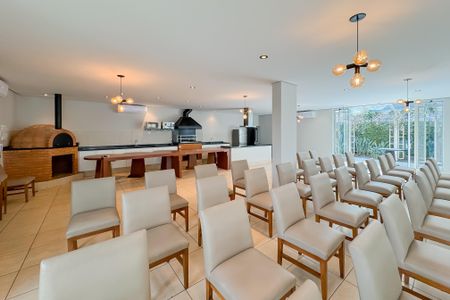 Apartamento à venda com 247m², 4 quartos e 4 vagas Apartamento à venda com 247m², 4 quartos e 4 vagasEspaço Gourmet