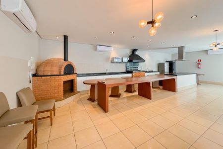 Apartamento à venda com 247m², 4 quartos e 4 vagas Apartamento à venda com 247m², 4 quartos e 4 vagasEspaço Gourmet