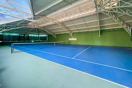 Apartamento à venda com 247m², 4 quartos e 4 vagas Apartamento à venda com 247m², 4 quartos e 4 vagasQuadra de Tênis