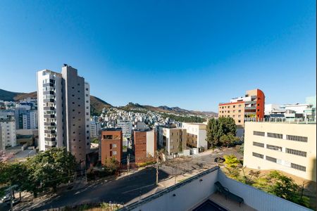 Sala de apartamento à venda com 4 quartos, 140m² em Buritis, Belo Horizonte
