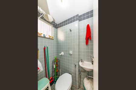 Apartamento à venda com 140m², 4 quartos e 3 vagasBanheiro de serviço