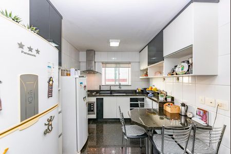 Apartamento à venda com 140m², 4 quartos e 3 vagasCozinha