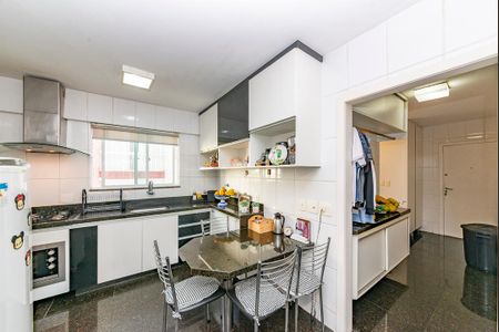 Apartamento à venda com 140m², 4 quartos e 3 vagasCozinha