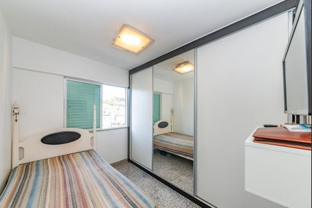 Apartamento à venda com 140m², 4 quartos e 3 vagasQuarto 4