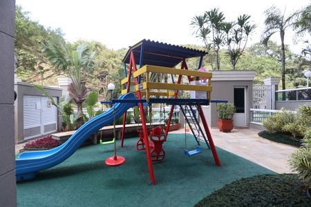 Apartamento para alugar com 170m², 4 quartos e 2 vagasÁrea comum - Playground