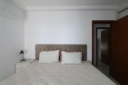Apartamento para alugar com 170m², 4 quartos e 2 vagasQuarto Suíte 3