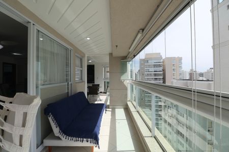 Apartamento para alugar com 170m², 4 quartos e 2 vagasVaranda