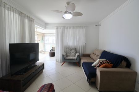 Sala de apartamento para alugar com 4 quartos, 170m² em Jardim Asturias, Guarujá