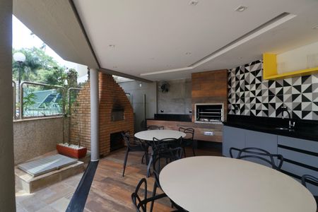 Apartamento para alugar com 170m², 4 quartos e 2 vagasÁrea comum - Churrasqueira