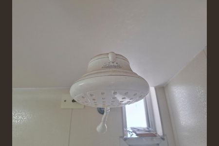 Apartamento à venda com 55m², 2 quartos e 1 vaga Apartamento à venda com 55m², 2 quartos e 1 vagaBanheiro