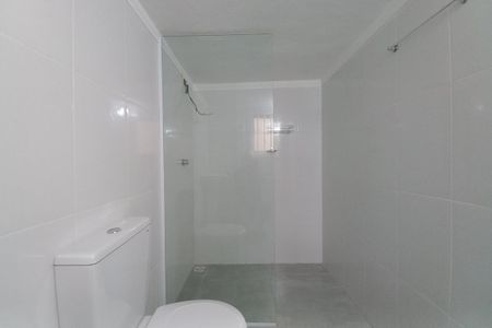 Studio para alugar com 28m², 2 quartos e sem vaga Studio para alugar com 28m², 2 quartos e sem vagaBanheiro
