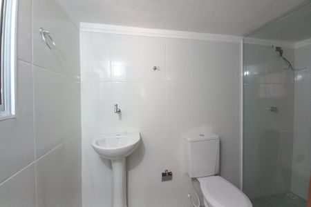 Banheiro de kitnet/studio para alugar com 2 quartos, 28m² em Jardim Proença, Campinas