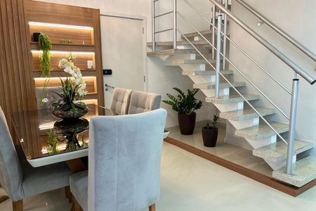 Apartamento à venda com 205m², 4 quartos e 2 vagas Apartamento à venda com 205m², 4 quartos e 2 vagasSala