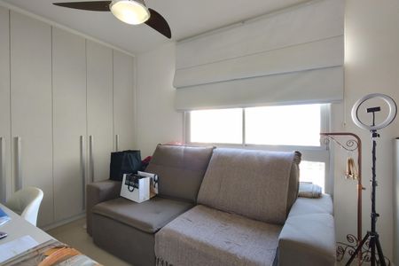 Apartamento à venda com 205m², 4 quartos e 2 vagas Apartamento à venda com 205m², 4 quartos e 2 vagasCobertura