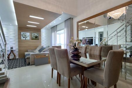 Apartamento à venda com 205m², 4 quartos e 2 vagas Apartamento à venda com 205m², 4 quartos e 2 vagasSala