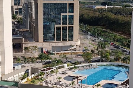 Apartamento à venda com 205m², 4 quartos e 2 vagas Apartamento à venda com 205m², 4 quartos e 2 vagasÁrea comum - Academia