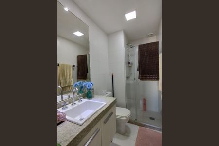 Apartamento à venda com 205m², 4 quartos e 2 vagasBanheiro Social