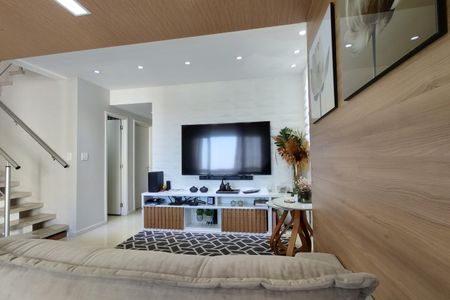 Apartamento à venda com 205m², 4 quartos e 2 vagas Apartamento à venda com 205m², 4 quartos e 2 vagasSala