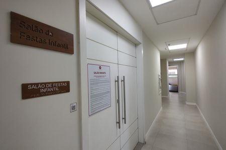 Apartamento à venda com 205m², 4 quartos e 2 vagas Apartamento à venda com 205m², 4 quartos e 2 vagasÁrea comum